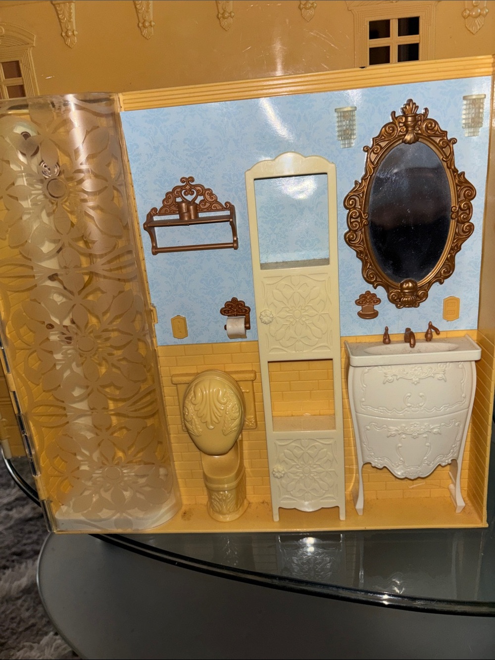 VERY RARE Bratz World Folding Doll House Mansion - Picture 7 of 11